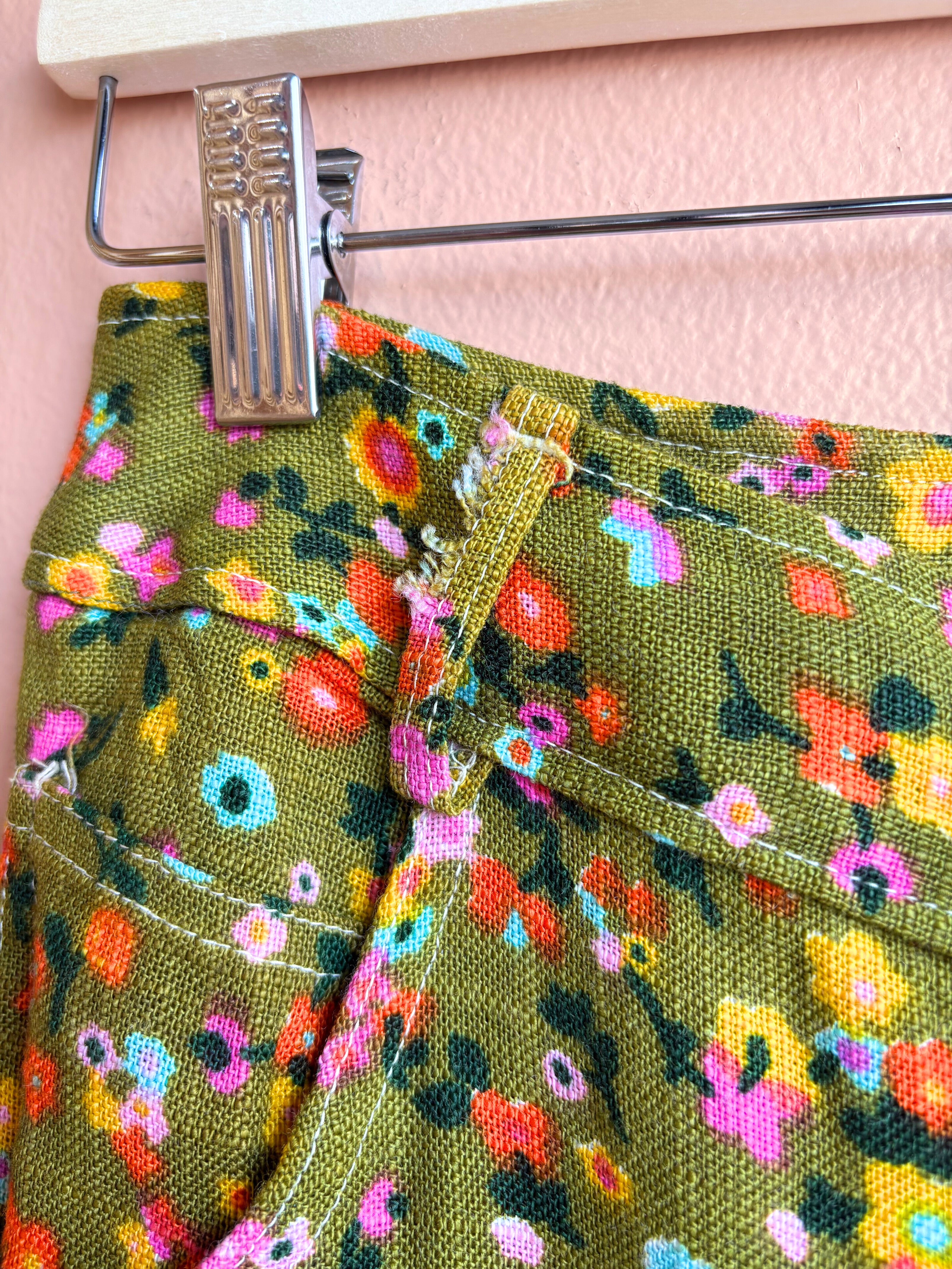 Bobbie Brooks Floral Linen Pants