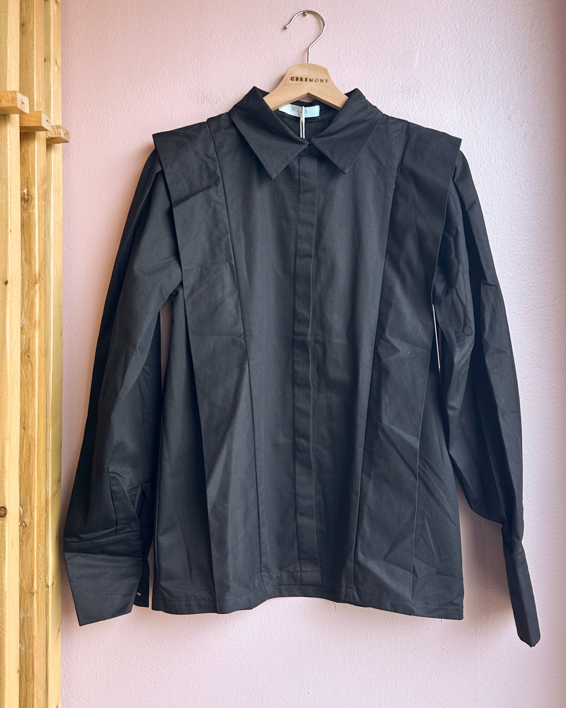 Aline Blouse in Black