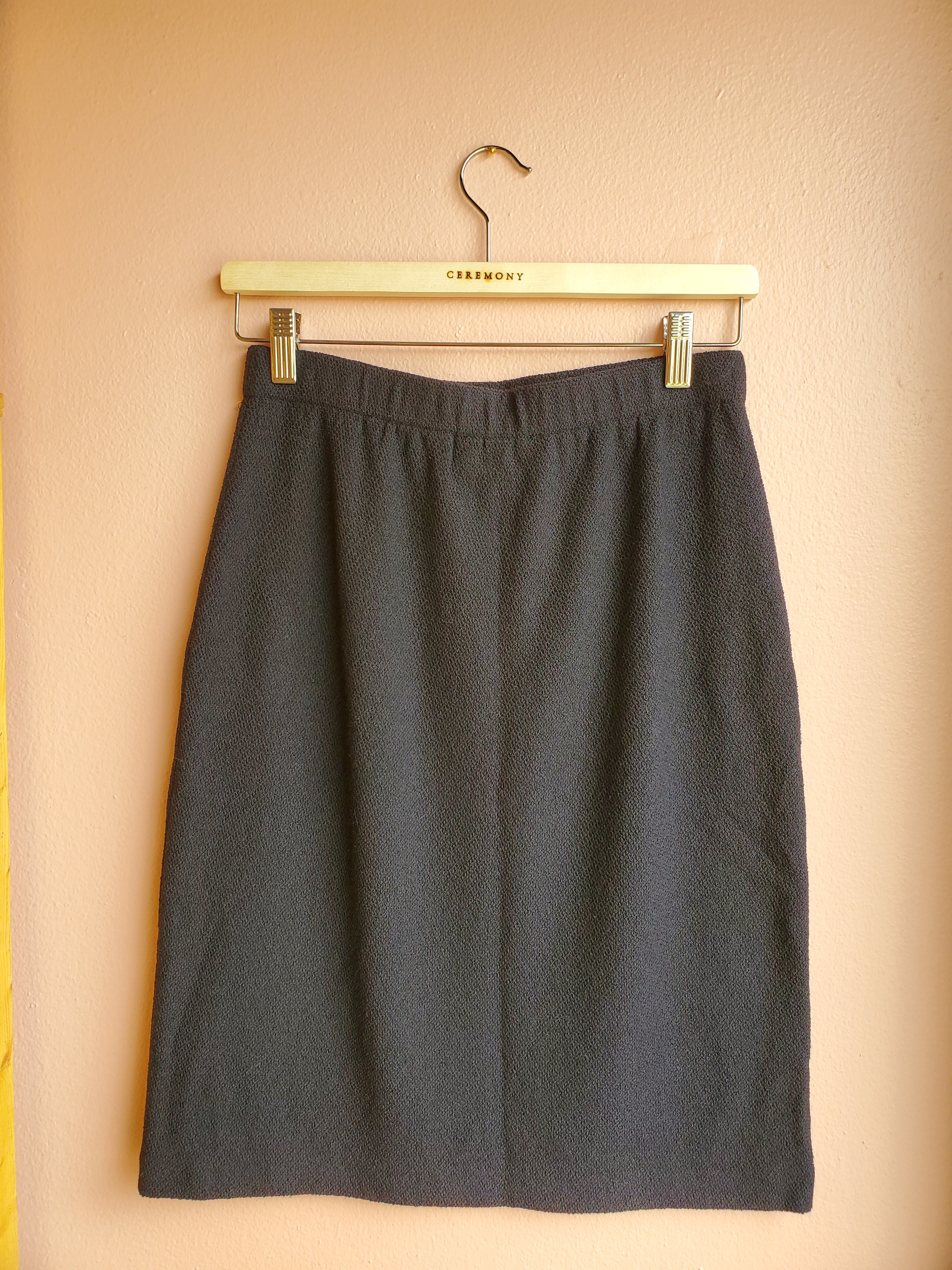 St. John Black Knit Pencil Skirt / Size 4