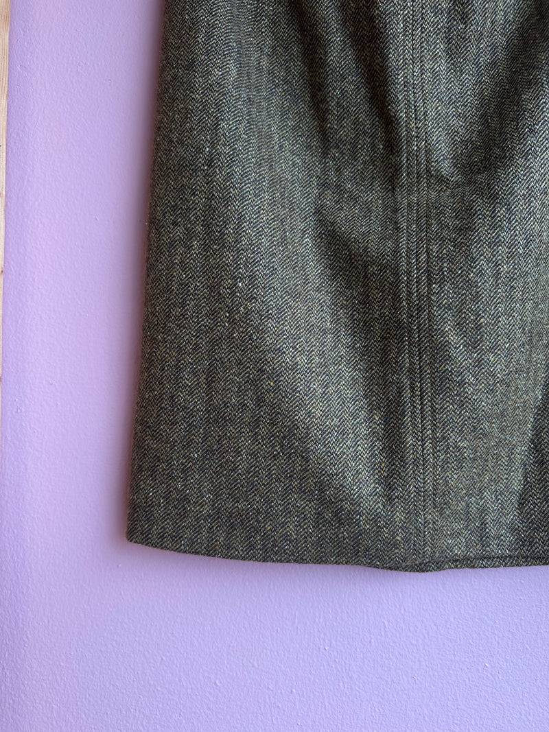 Vince Knee-Length Skirt / Sz US 10