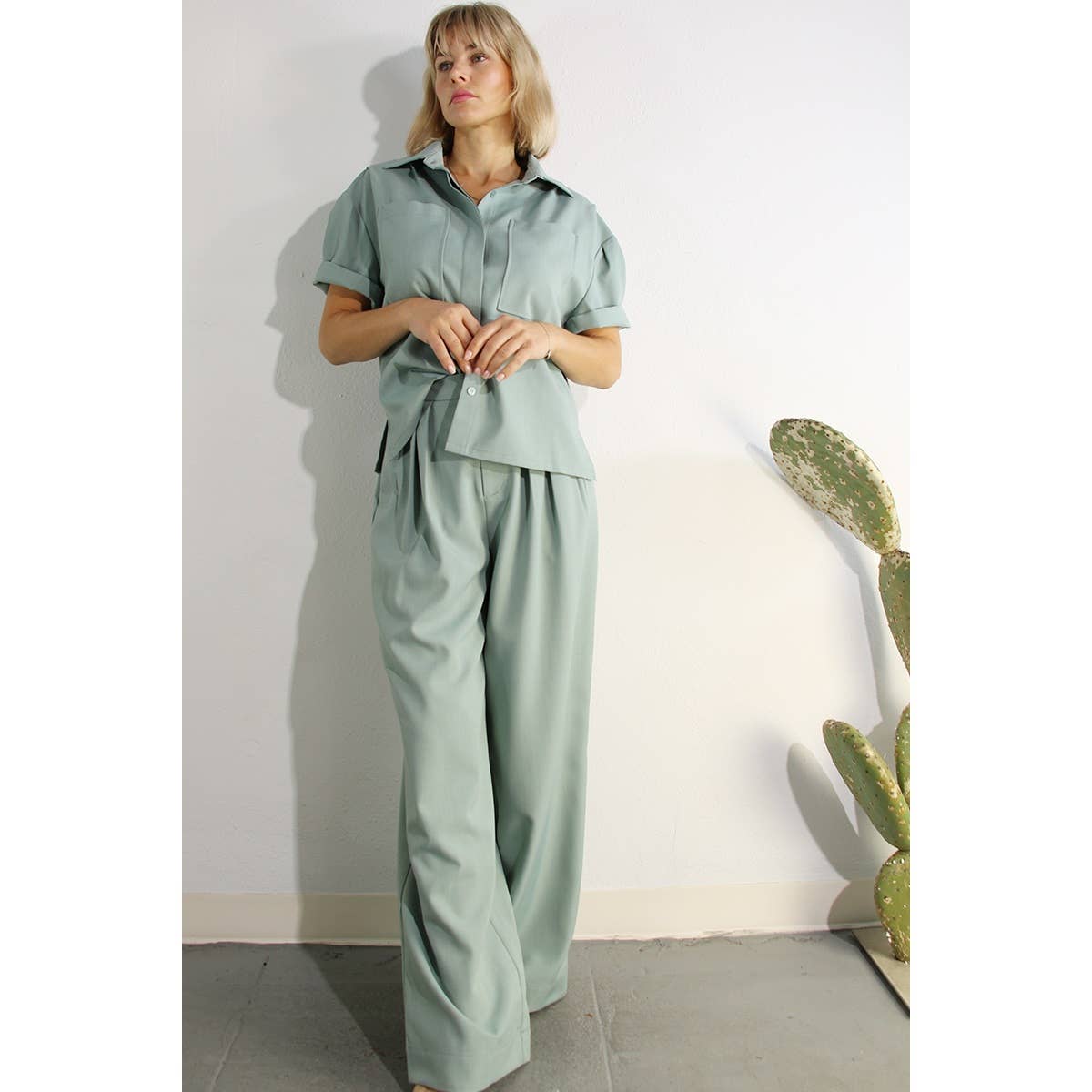 PLEATED PANTS