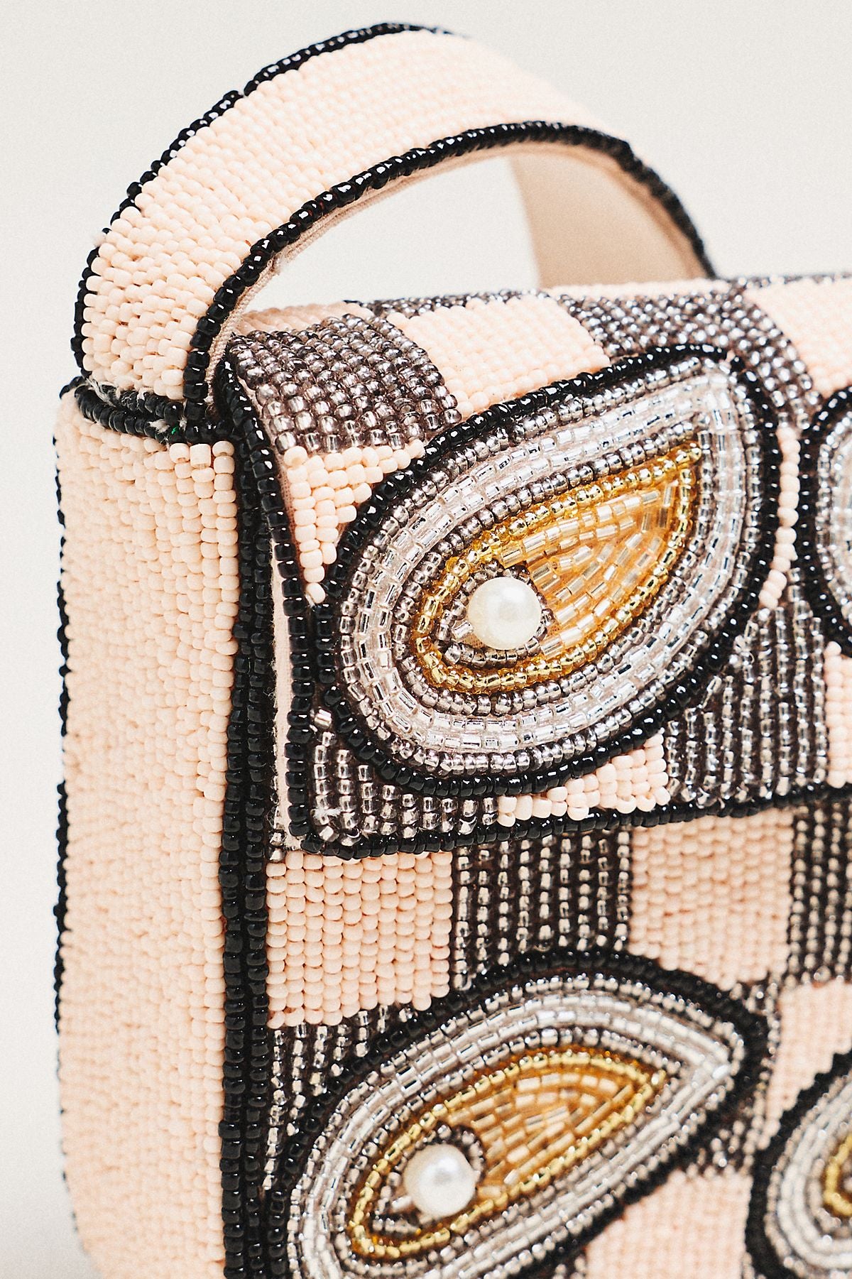Fiona Beaded Bag Oyster detail