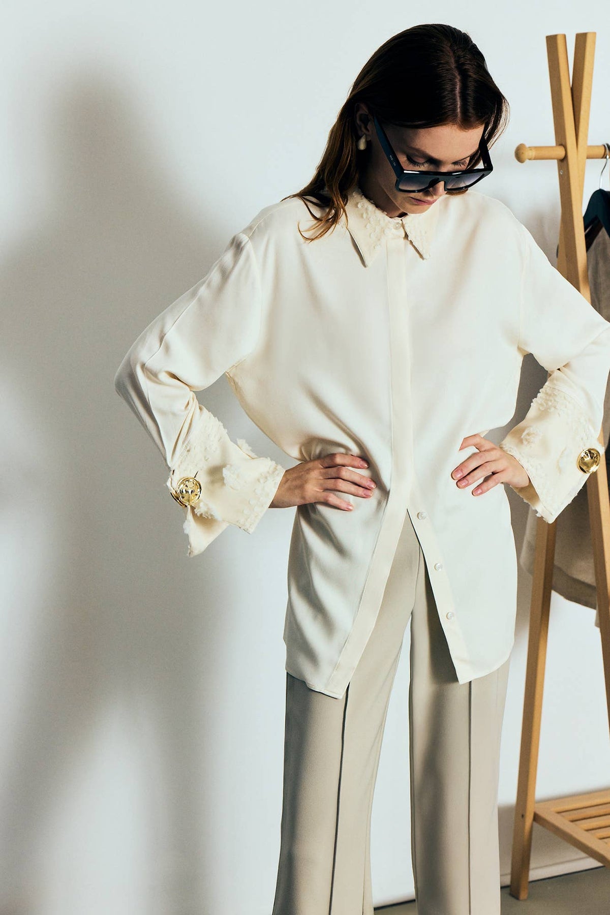 Embroidered Viscose Shirt With Flower Detailed Cuff
