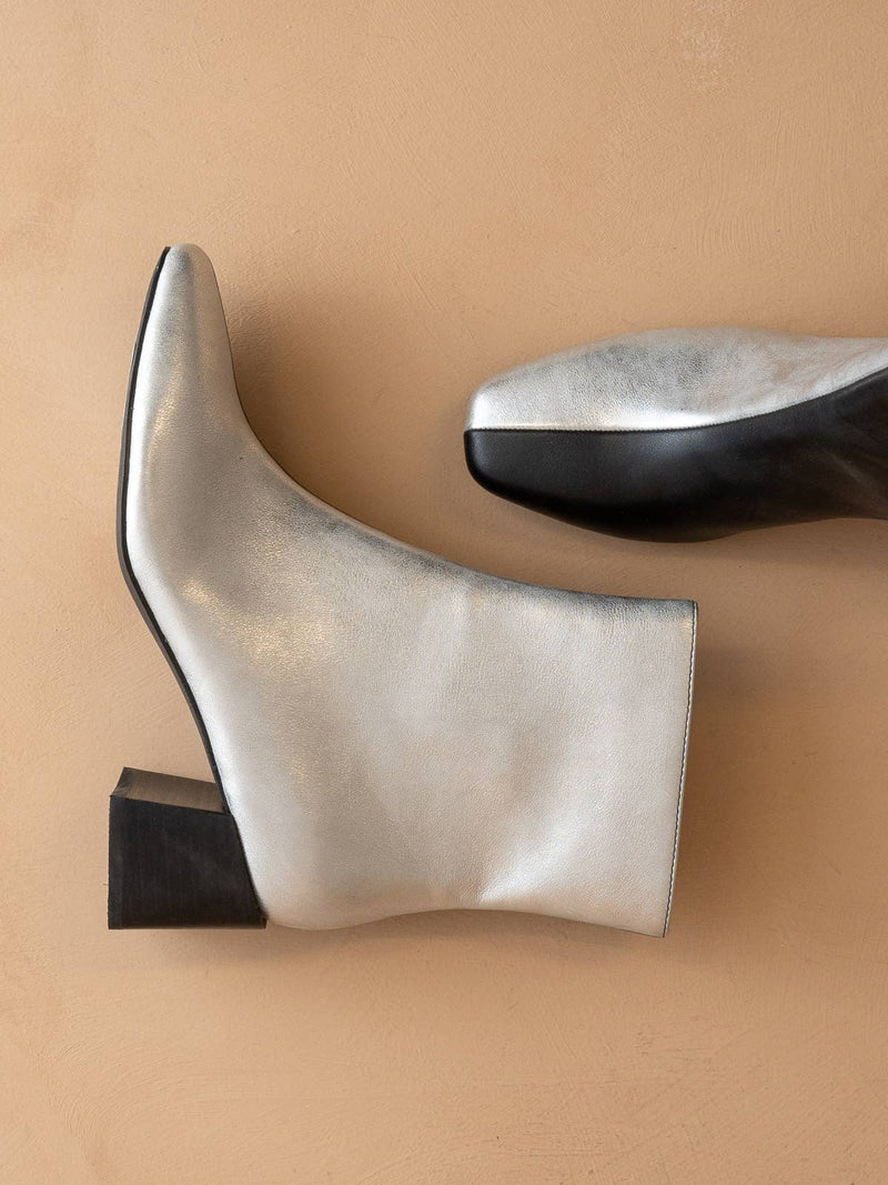 Georgia Boot / Silver Chroma