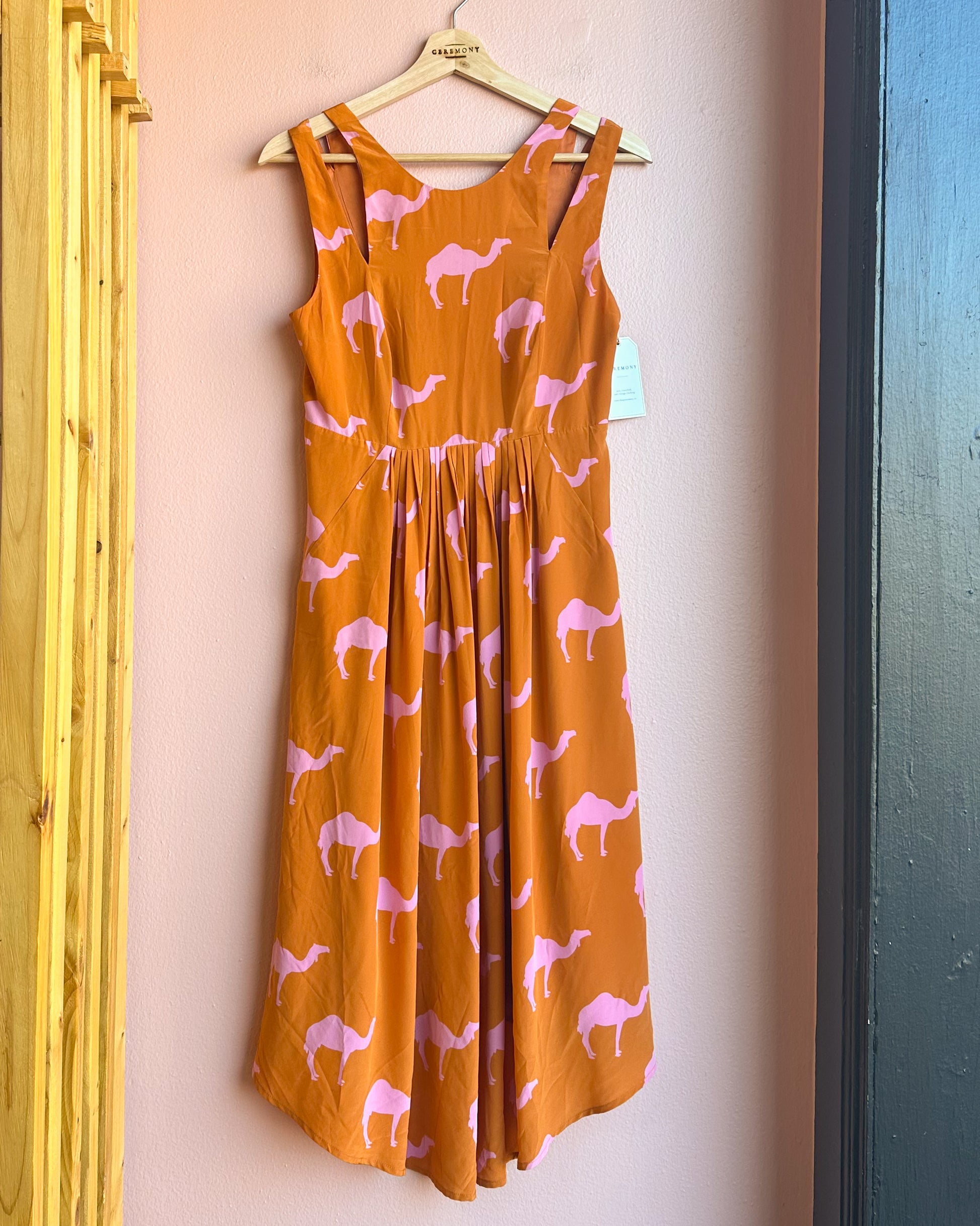 Charlotte Taylor Dromedary Dress sz 6