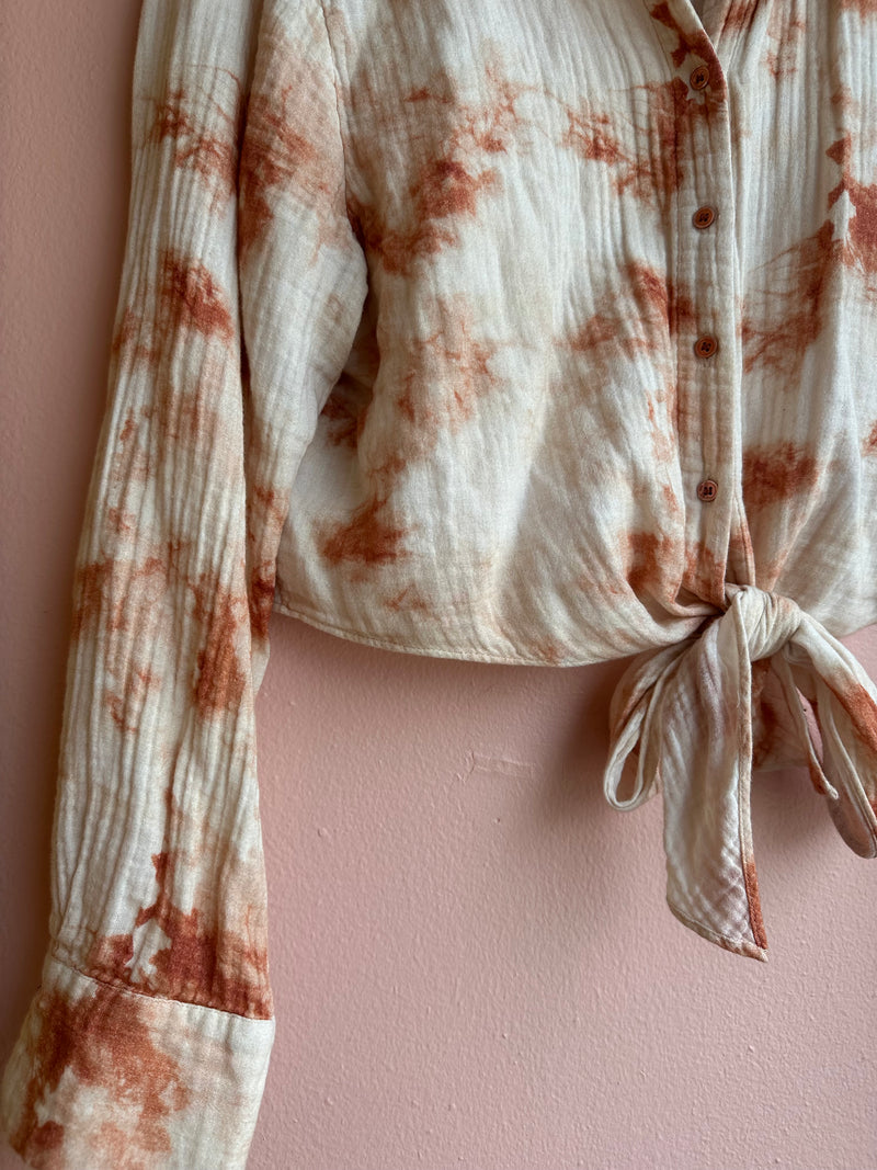 Tie Front Top / Size L
