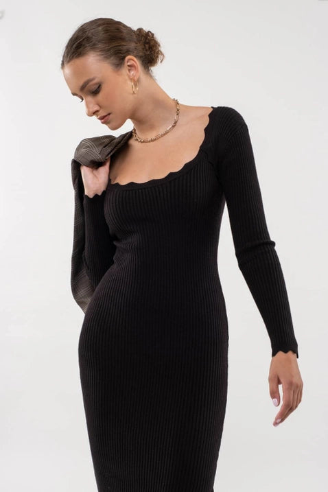 Celeste Scallop Hem Dress