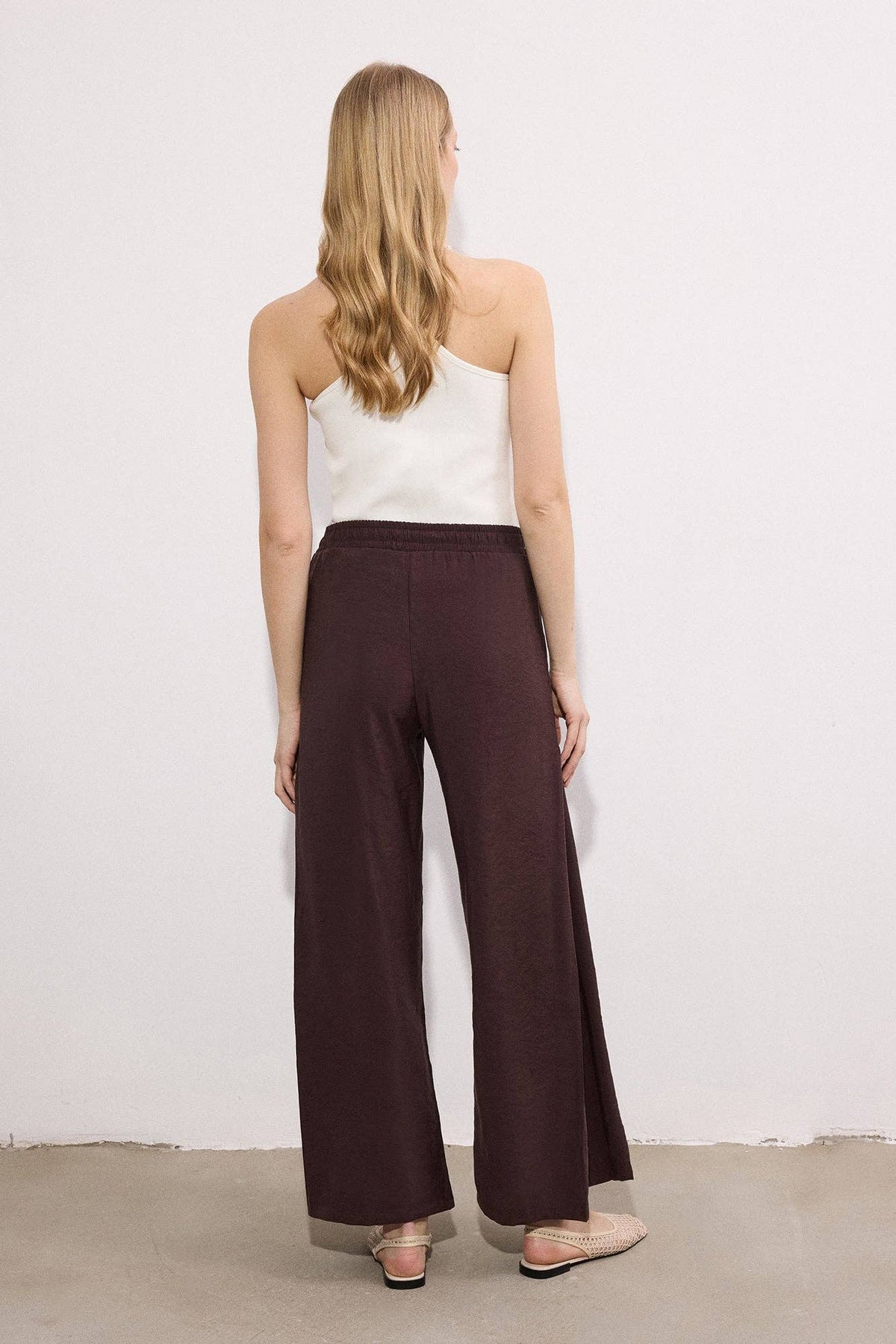 Britta Wide Leg Trousers / Brown