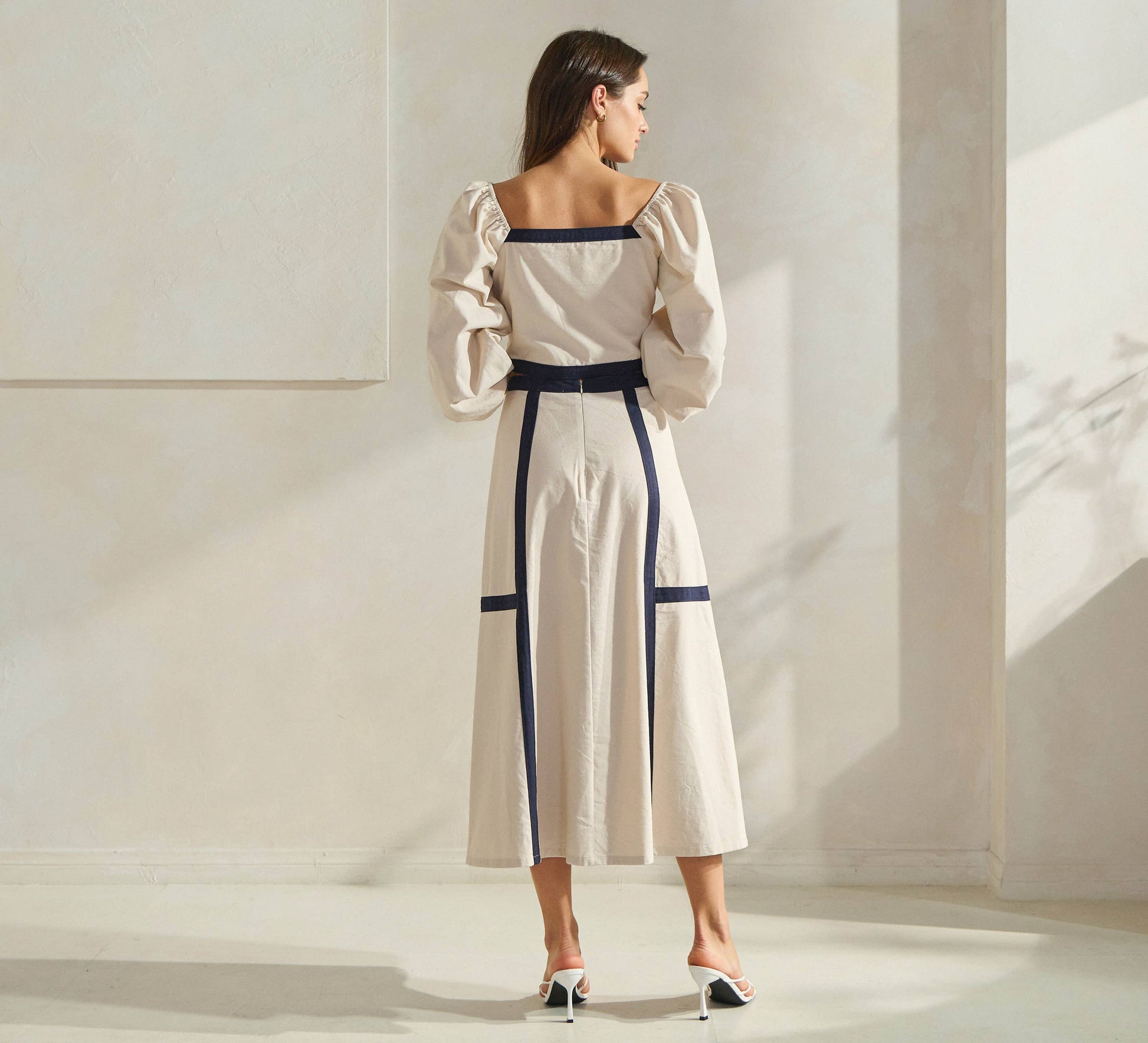 Soubrette Contrast Trim Top