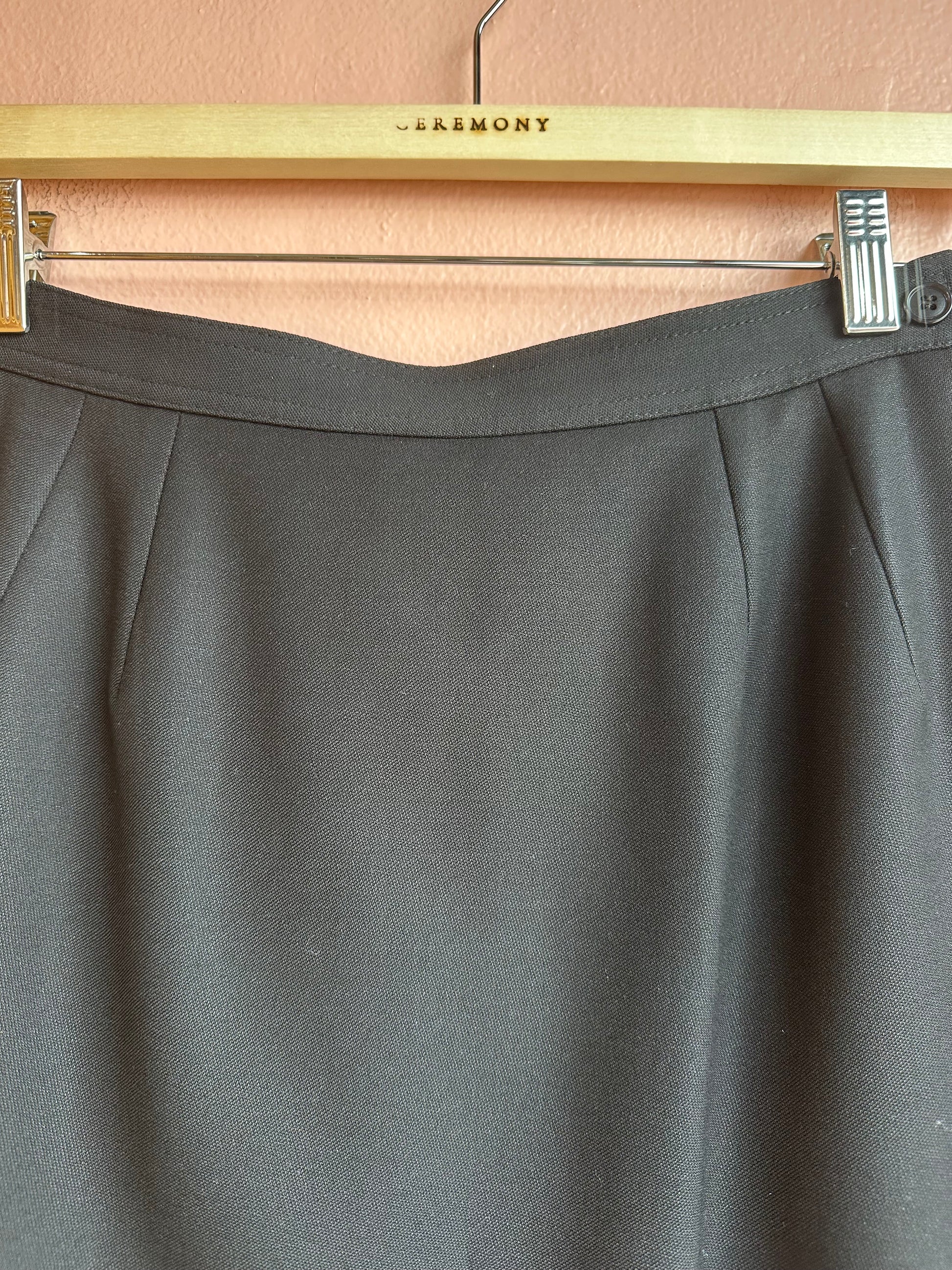 Vintage Valentino Skirt / Size 8