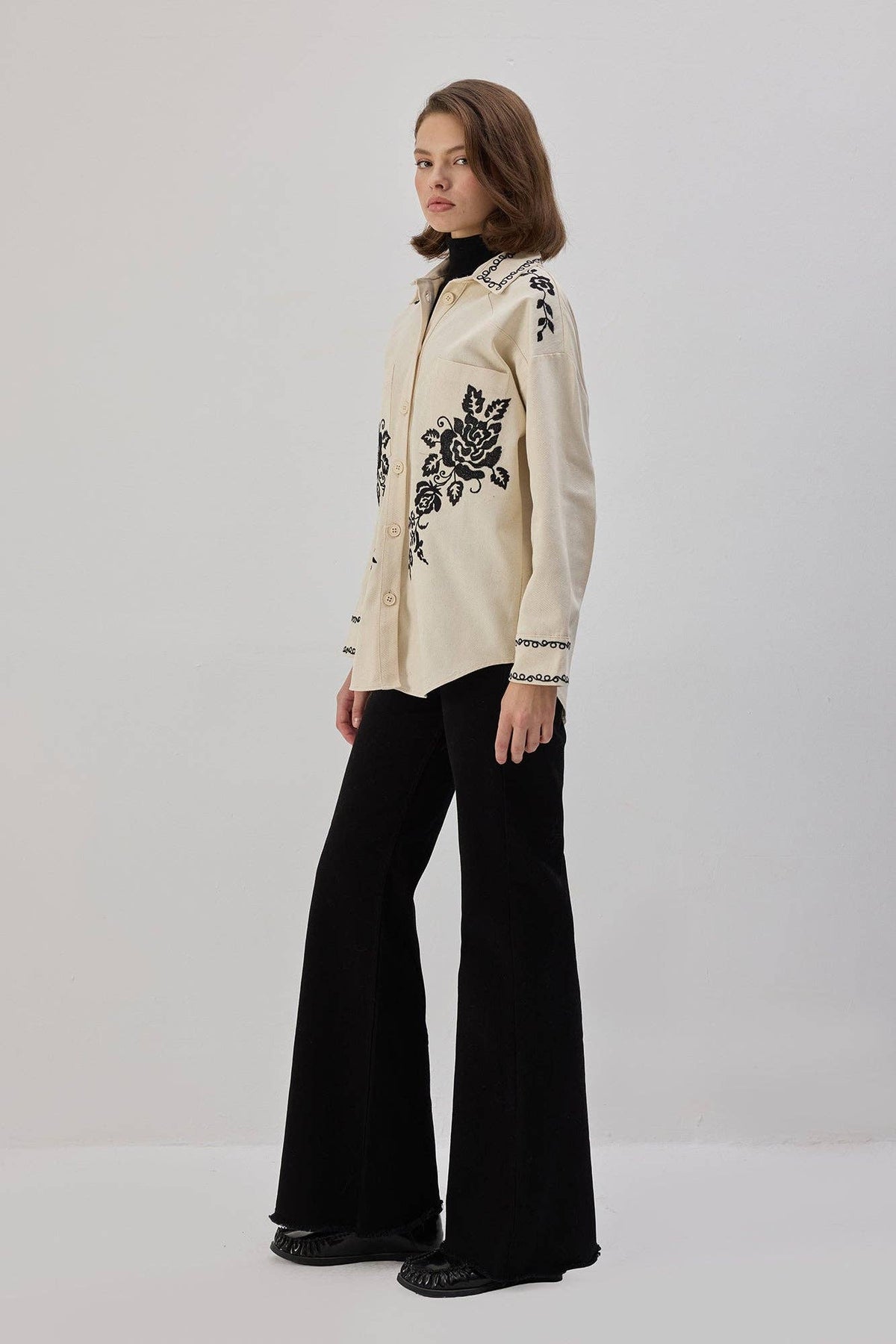 Emma Embroidered Shirt / Cream