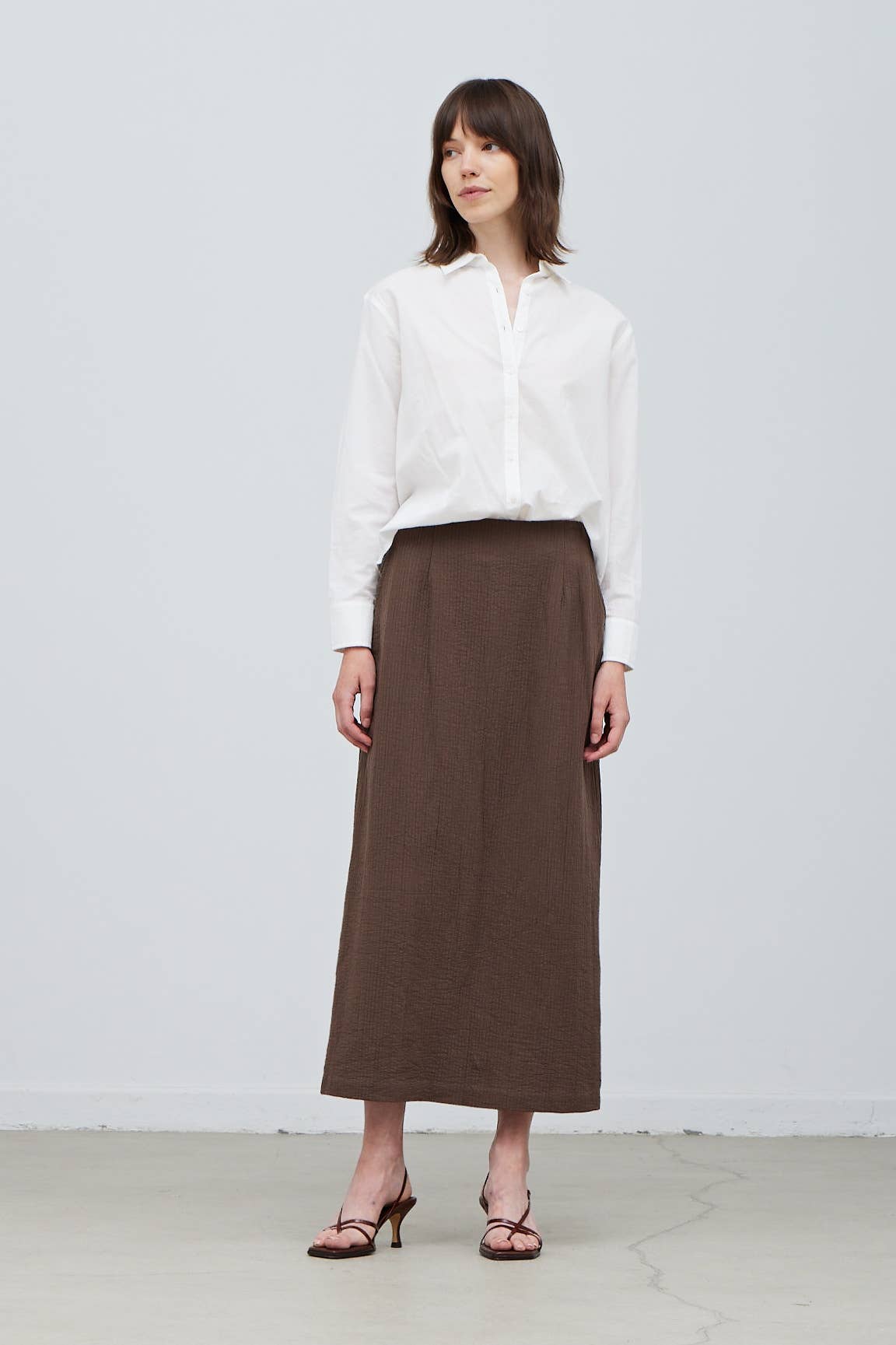 Racquel Back Slit Skirt / Cocoa