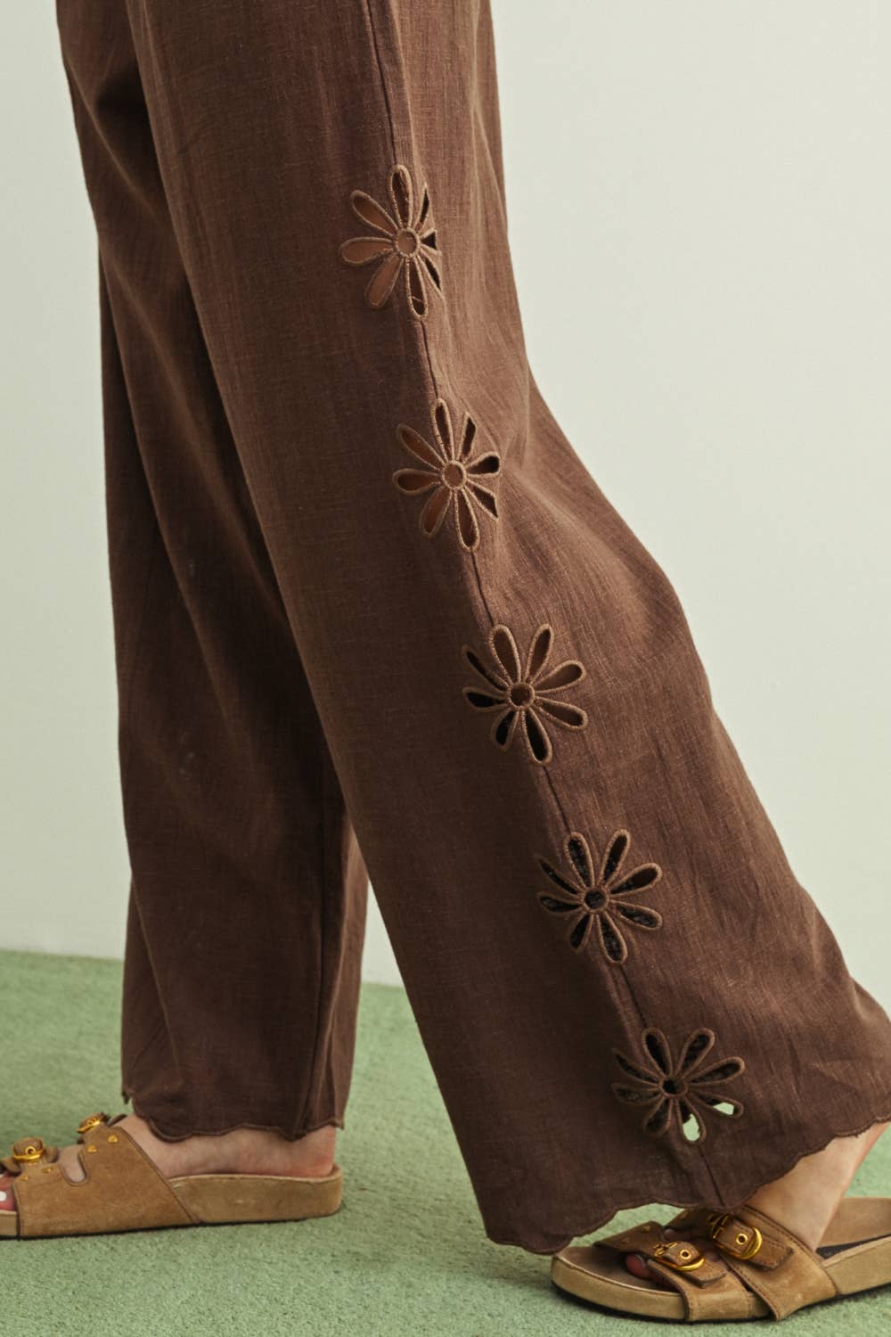 Daisy Cutout Linen Pants