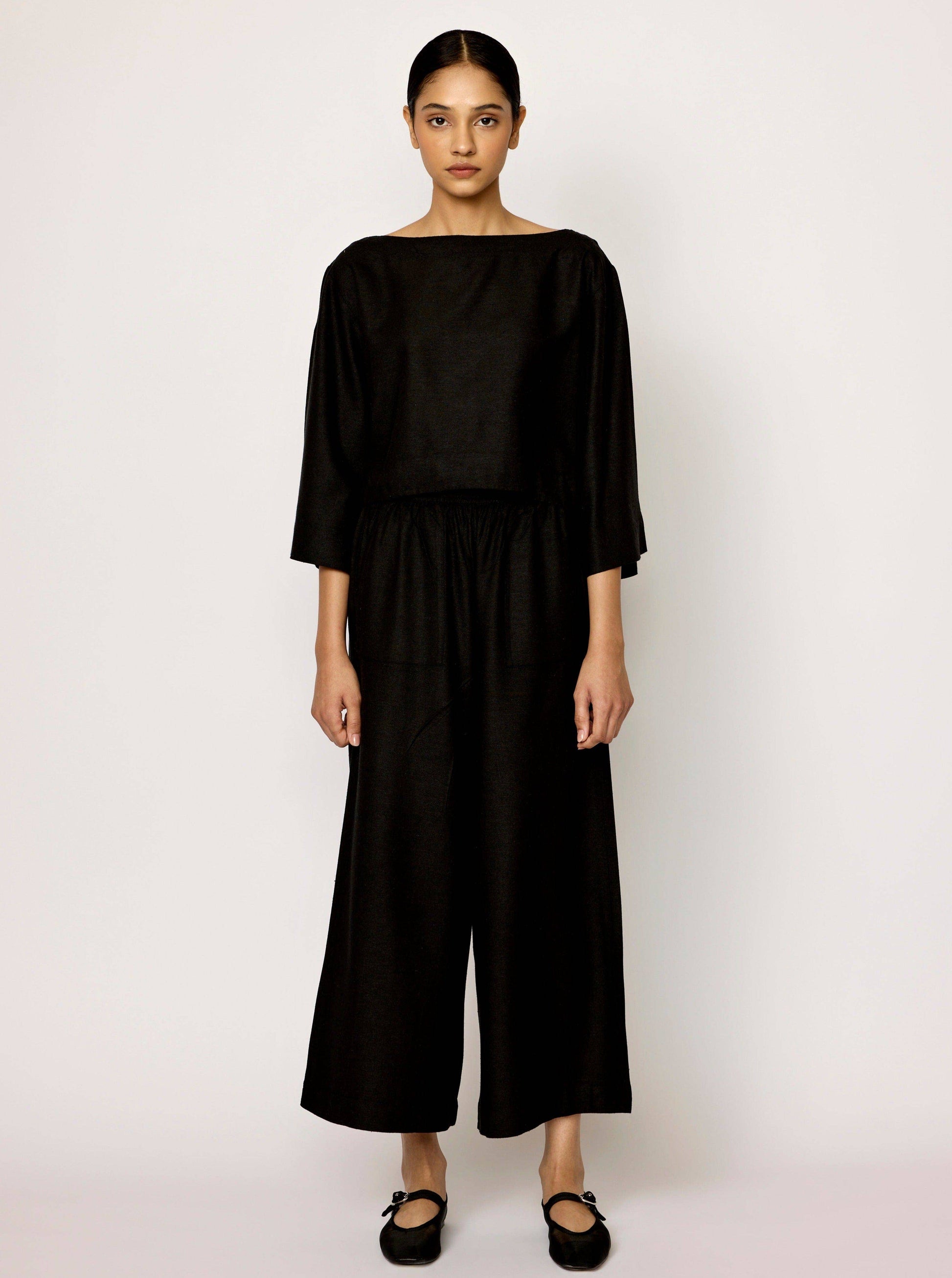 Popover Top in Black Silk Noil