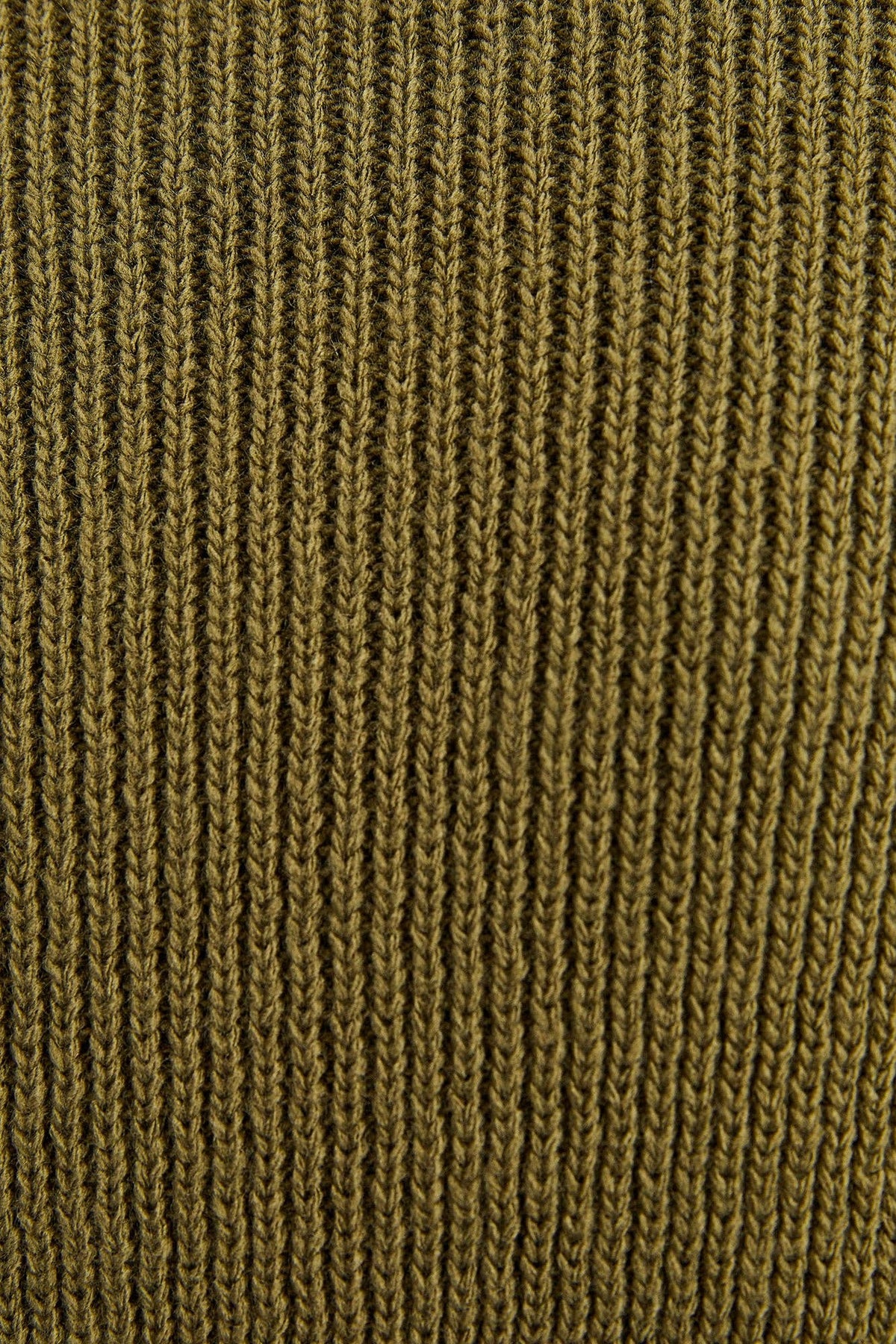 GOLD BUTTON KNIT CARDIGAN / One Size