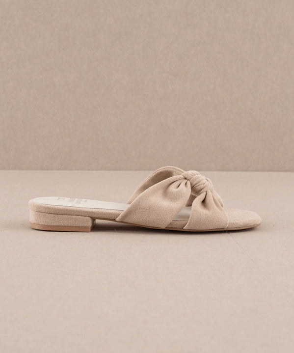 Kori Knotted Slides in Cream