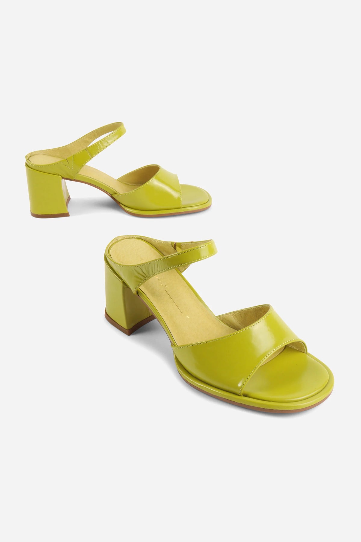 APEX BLOCK HEEL SANDAL / PISTACHIO
