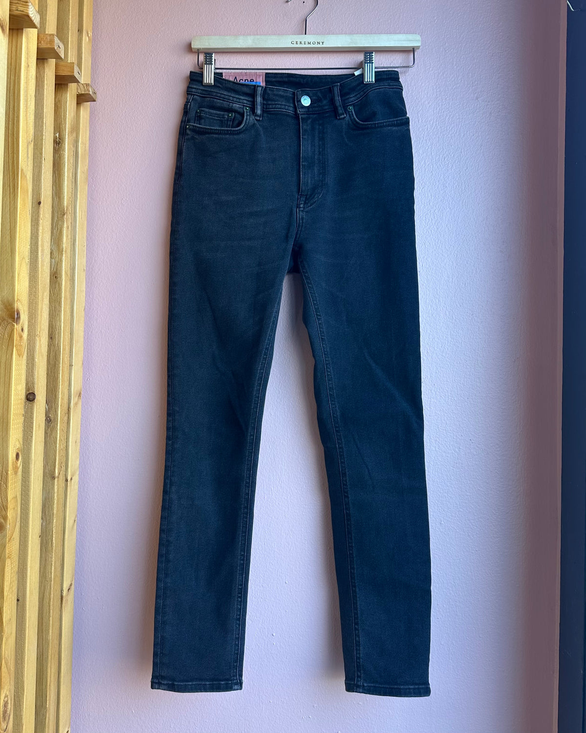 ACNE STUDIOS Bla Konst Floragatan 13 Stockholm Jeans / 27