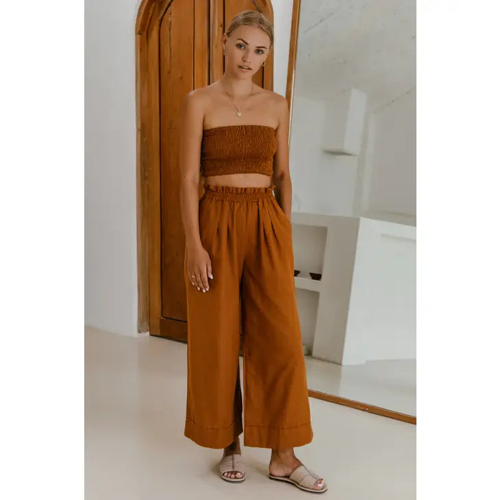 Leon Linen Smocked Top in Terra Cotta