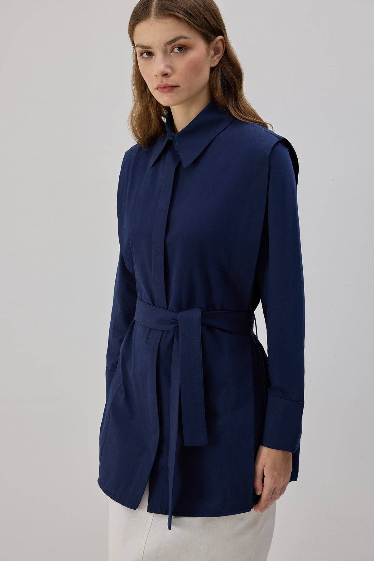 June Belted Poplin Shirt / Navy