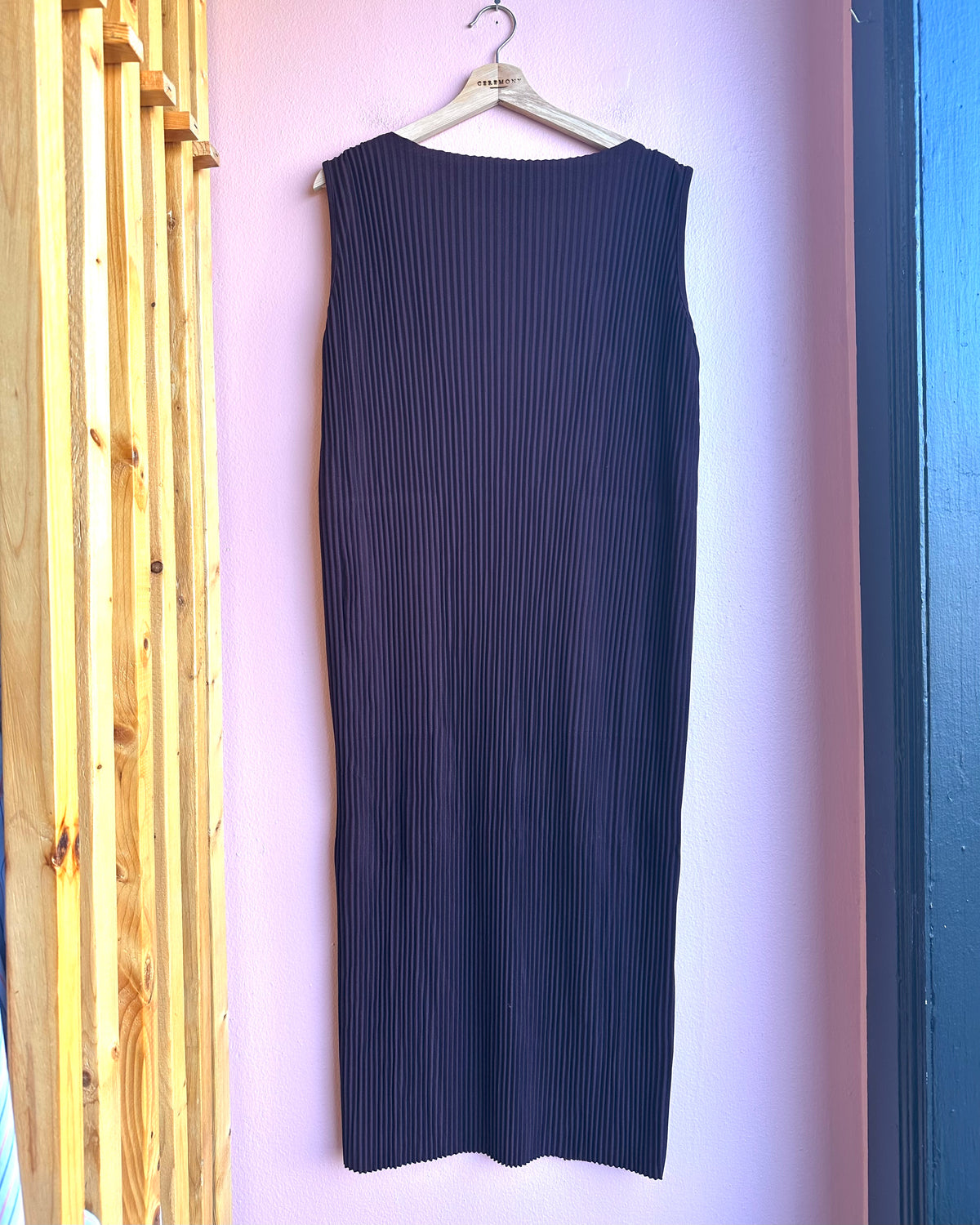 Gini Pleated Midi Dress / Aubergine