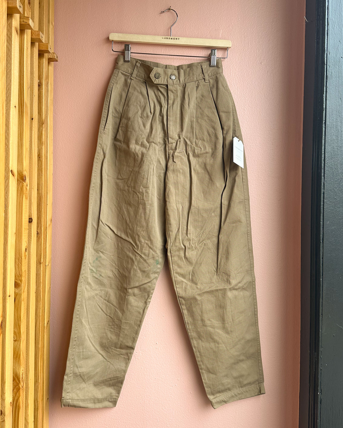 Vintage Guess Slacks / Size 28