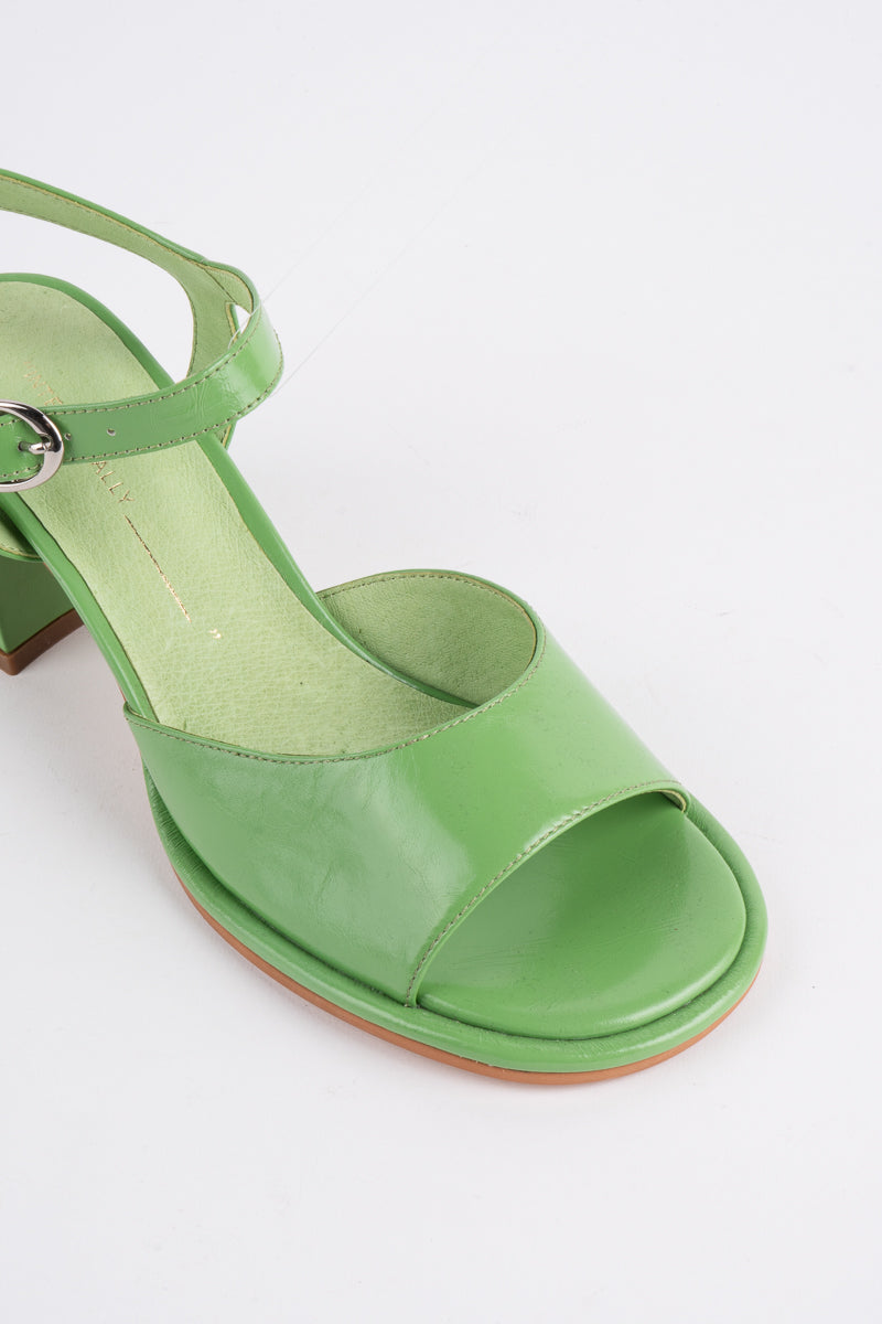 Astro Heel in Kiwi