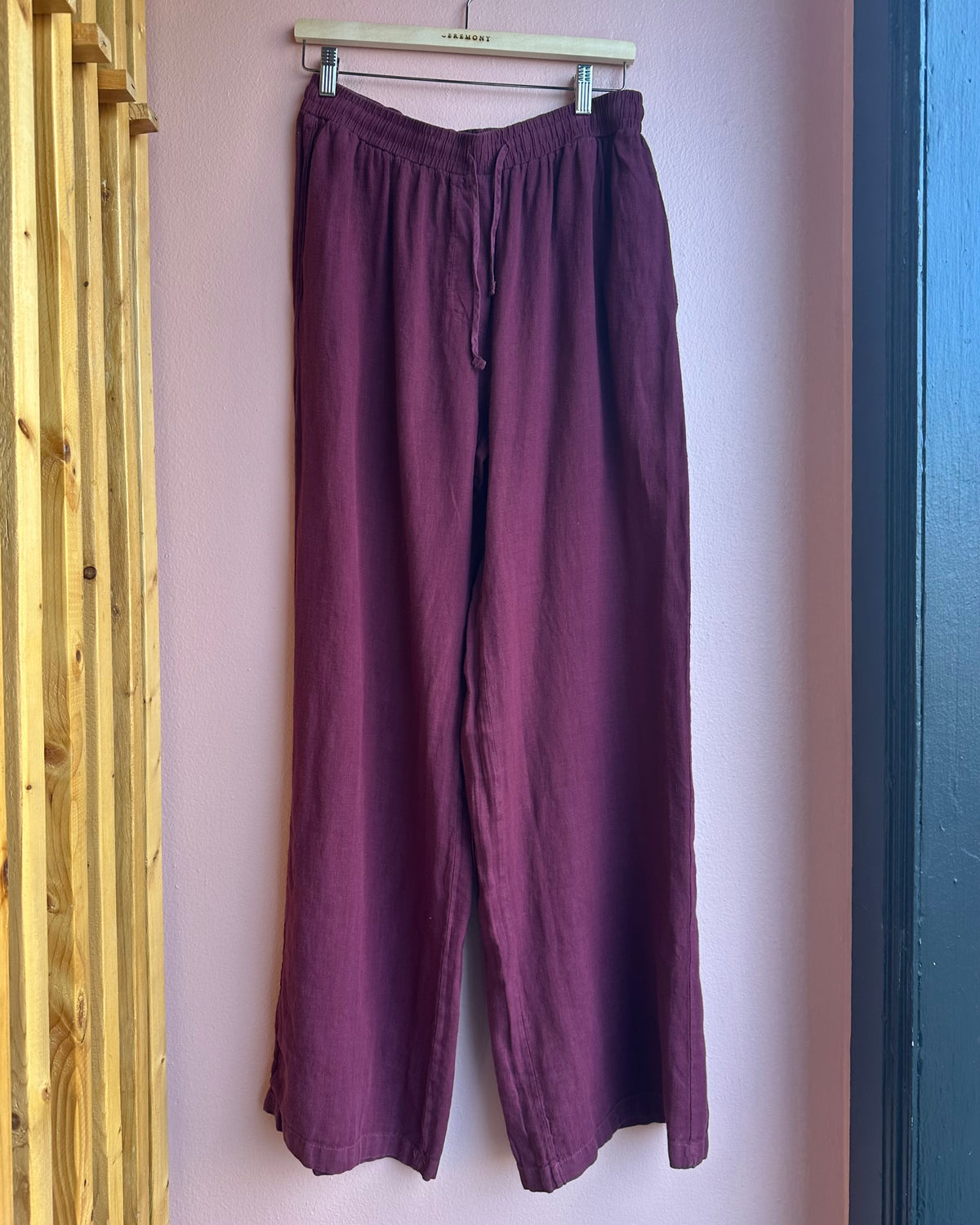 Linen Wide-Leg Pants / Oxblood