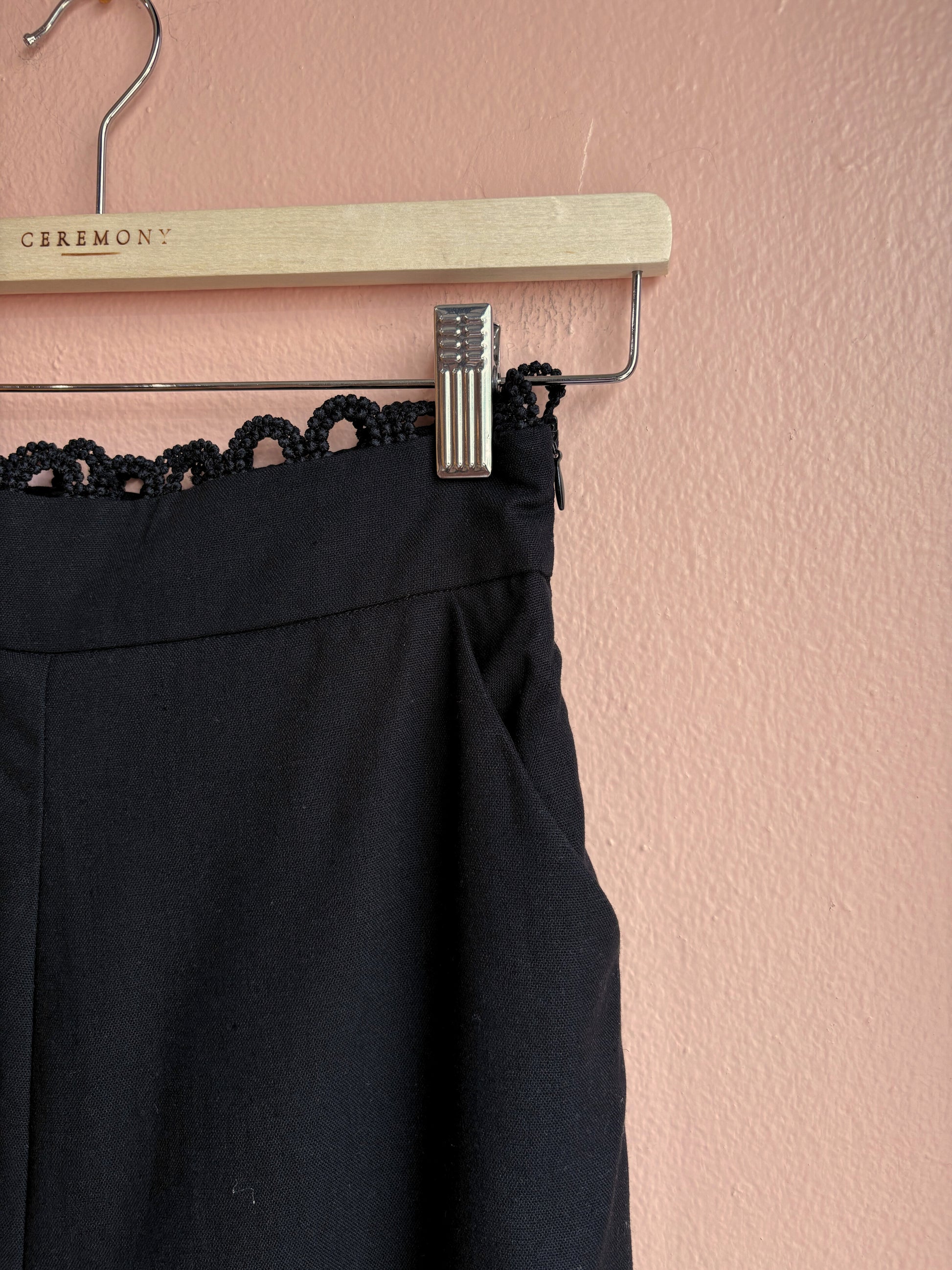 Suela Pants / Black
