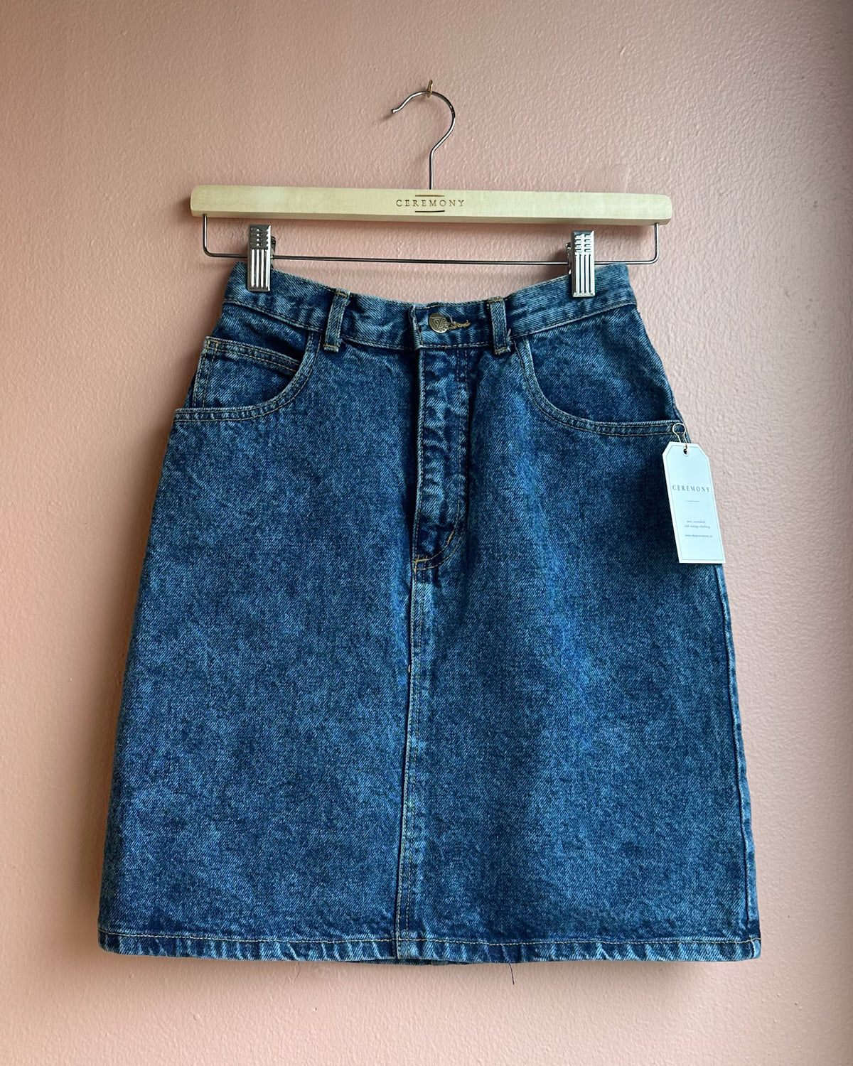 Georges Marciano for Guess Mini Skirt / Size 28