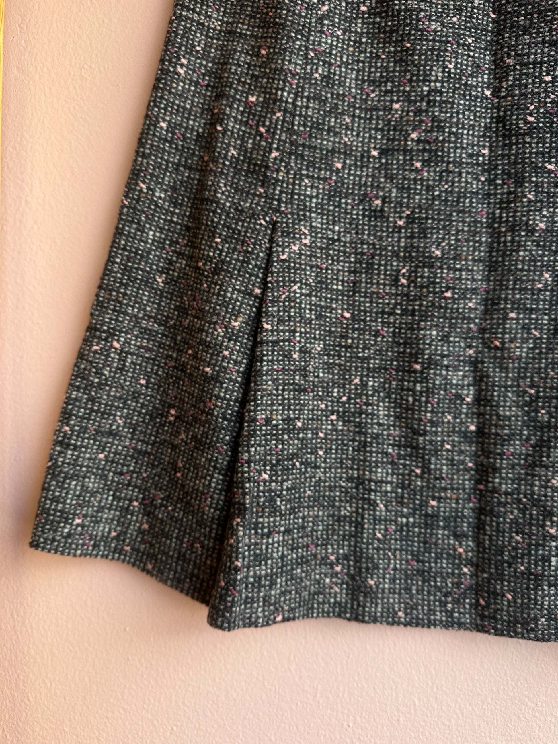 Max Mara Wool Skirt / Size 4