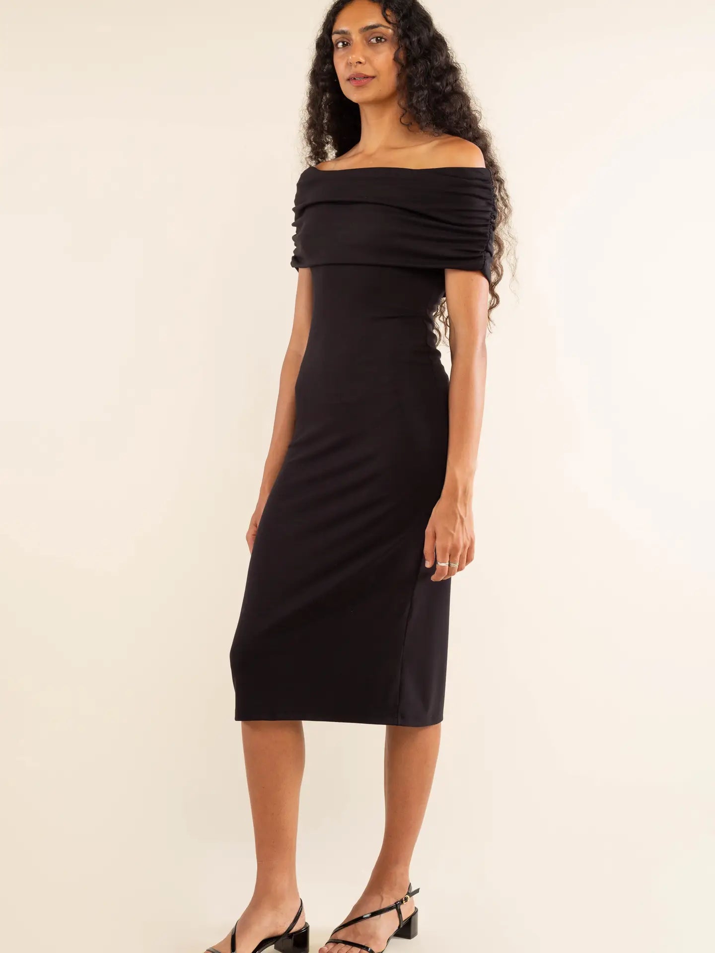 Cora Off-Shoulder Dress in Black