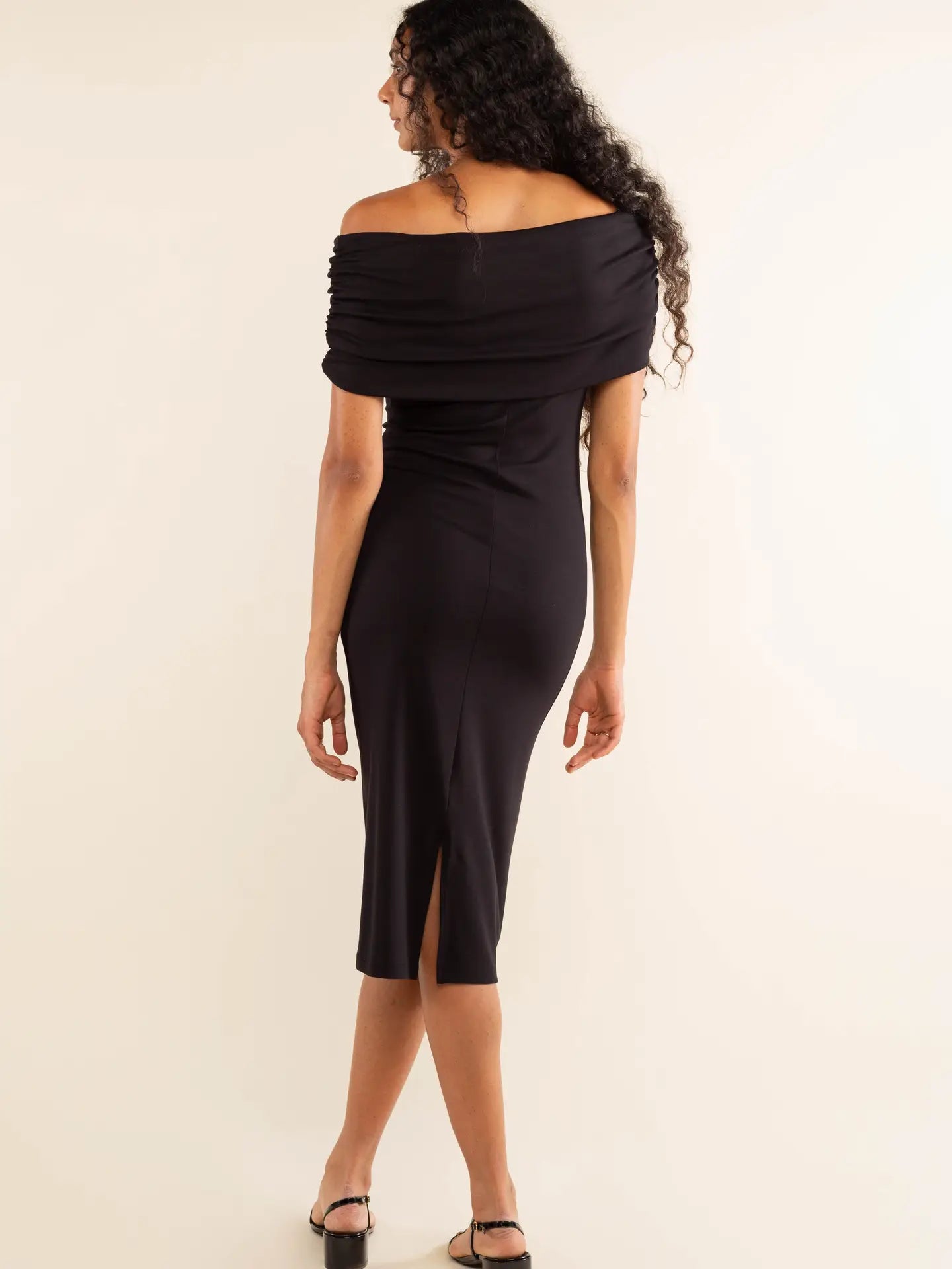 Cora Off-Shoulder Dress in Black