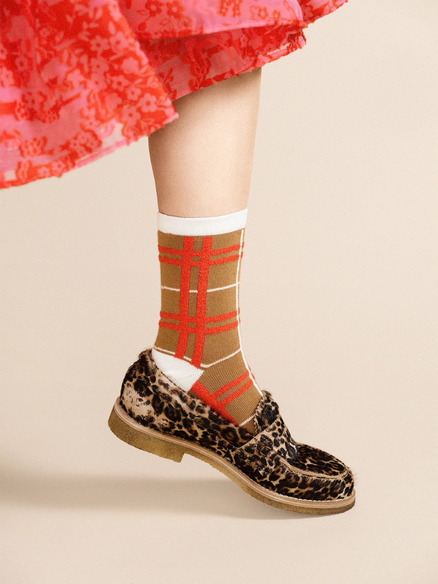 Boucle Plaid Crew Socks / Camel