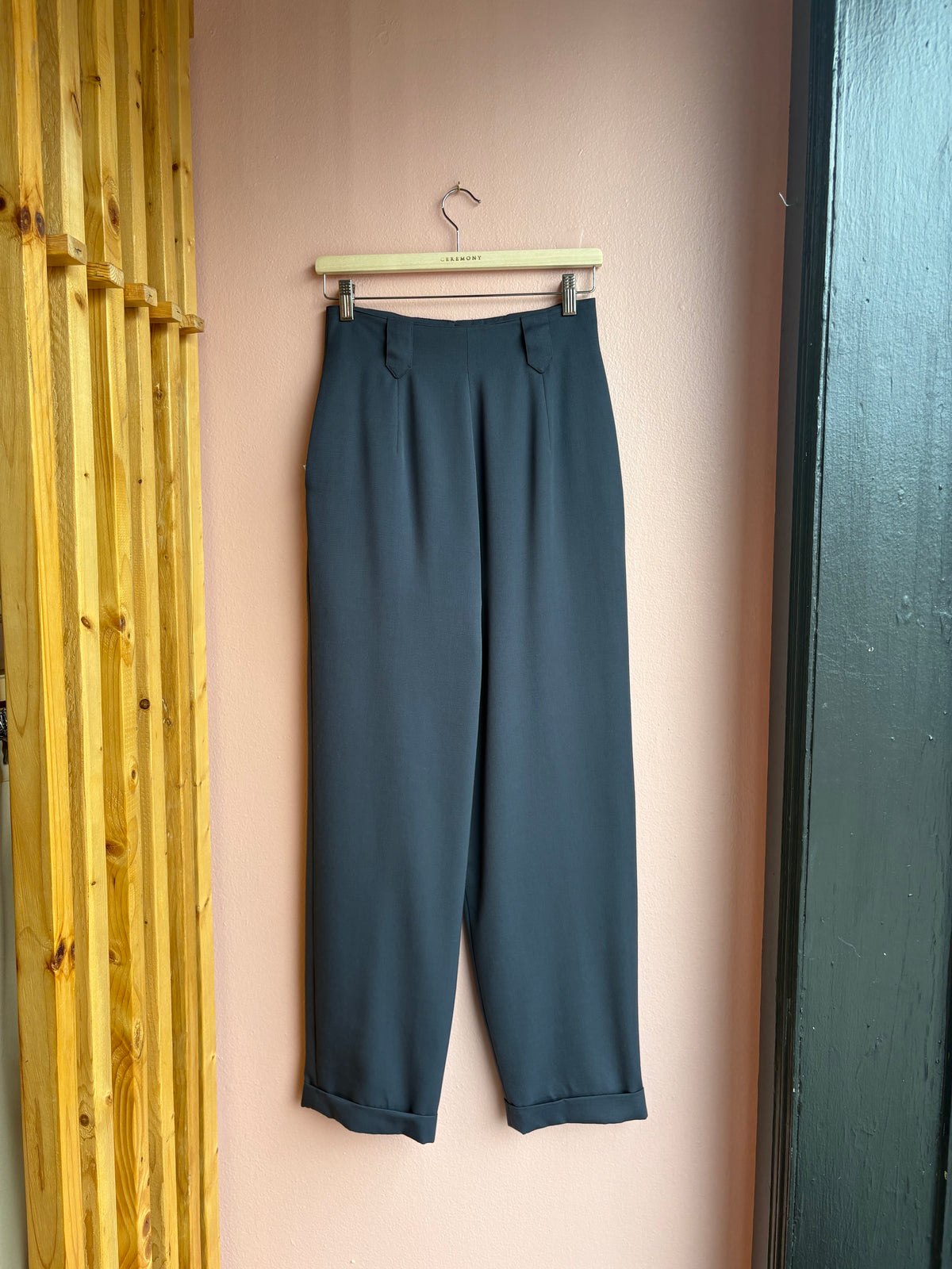 Eleanor P Brenner Trousers / Size 8