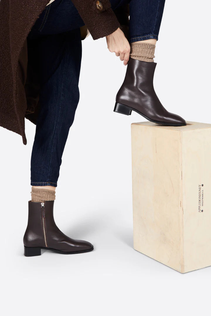 Tour Boot in Chocolate Leather