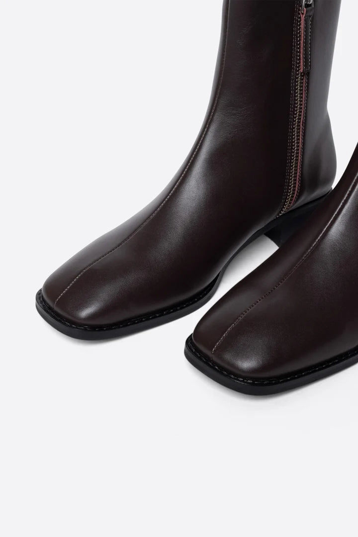Tour Boot in Chocolate Leather