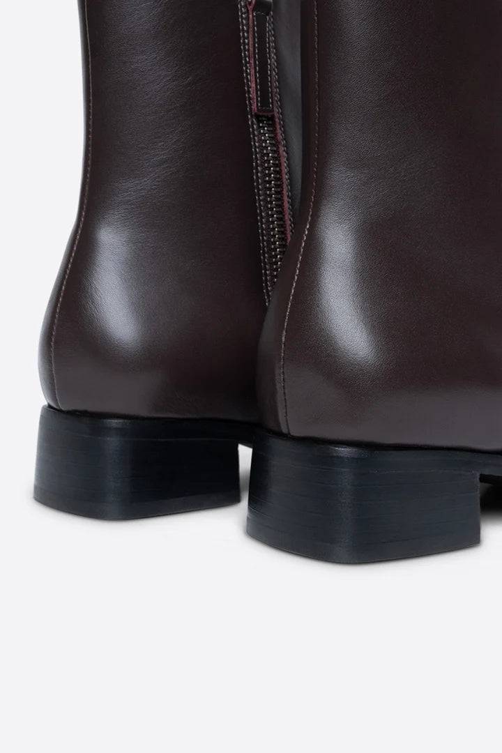 Tour Boot in Chocolate Leather