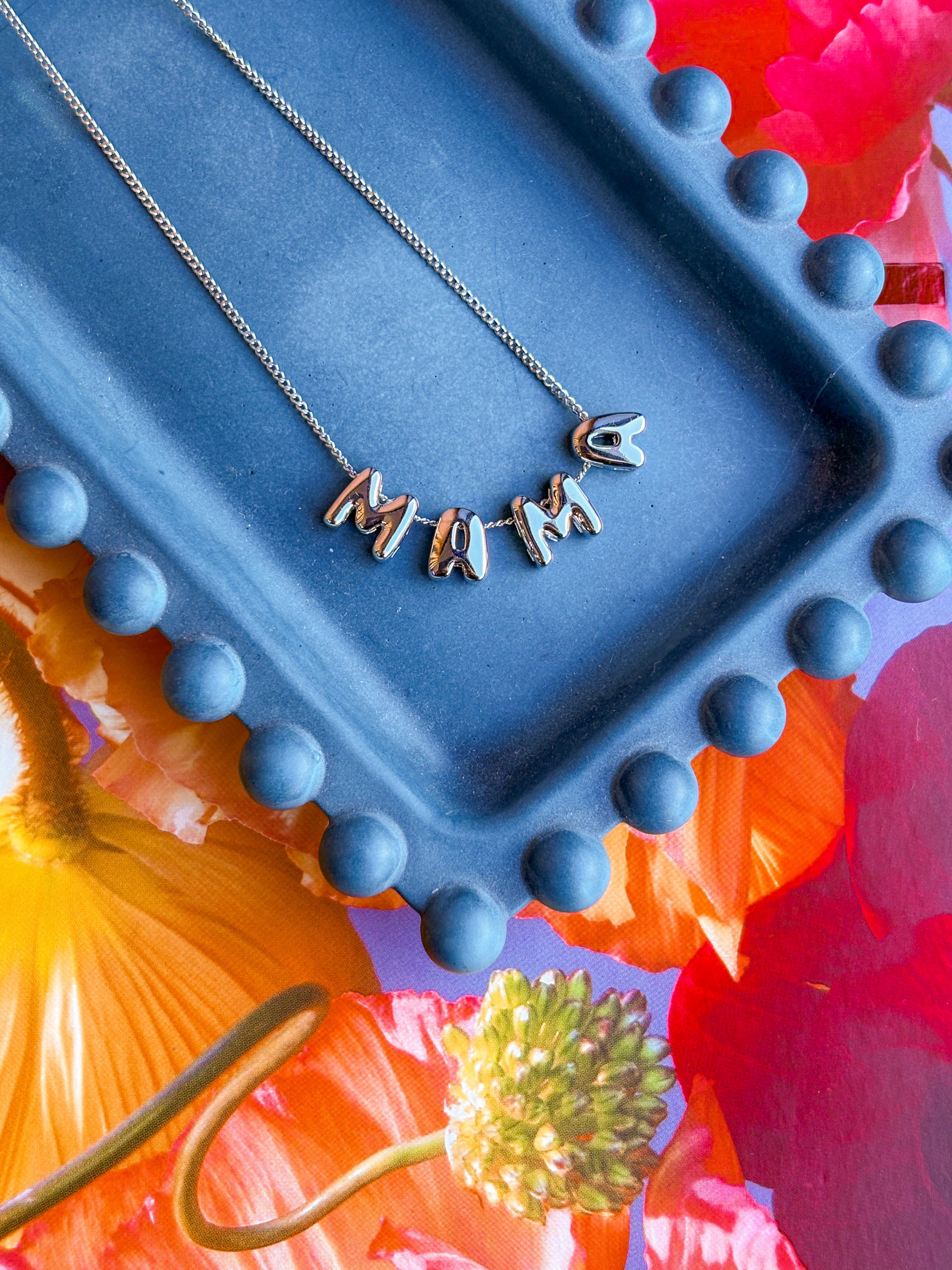 Mama Necklace / Silver