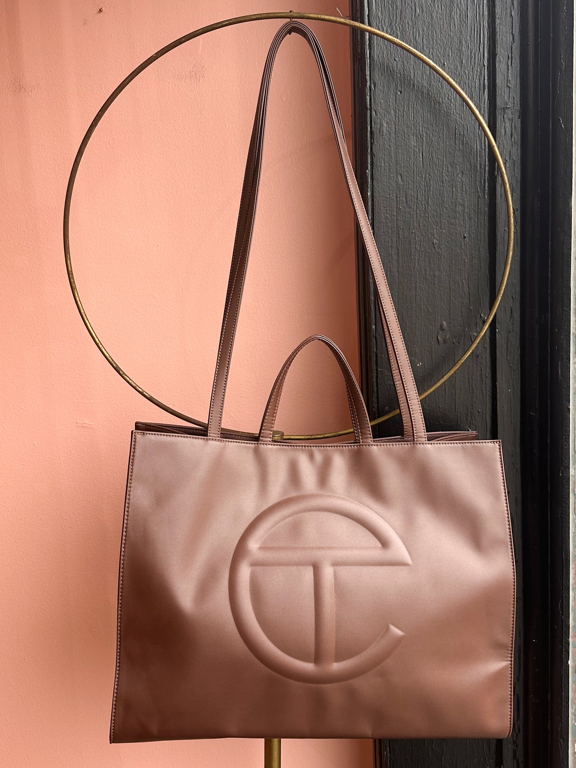 Large Telfar Bag in Chocolate brown