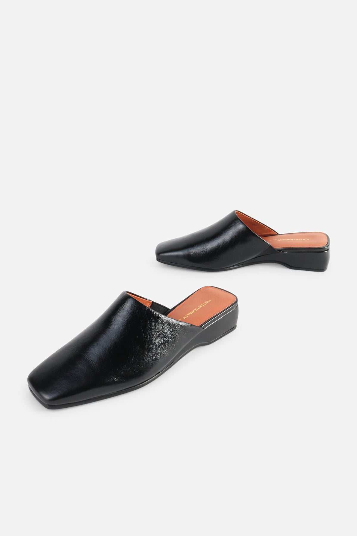 Intentionally Blank Marer Wedge Heel Mule - Black