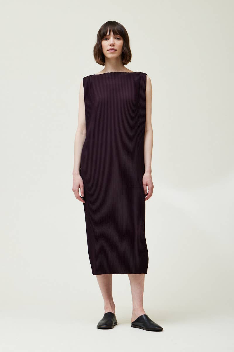 Gini Pleated Midi Dress / Aubergine