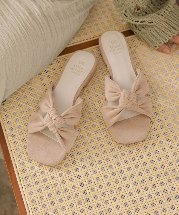 Kori Knotted Slides in Cream