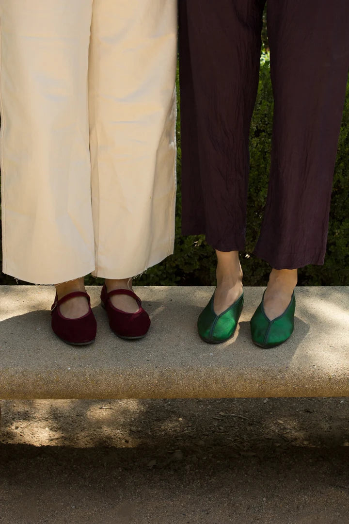Wax Apple Theater Shoes / Solid Green